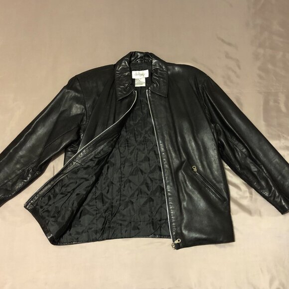Dalmy's Black Leather Jacket With Zipper On Front - Picture 4 of 11